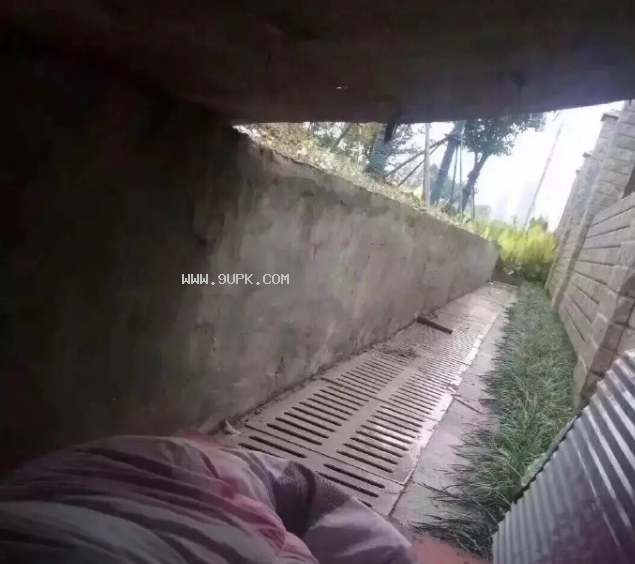 转账中烧纸钱qq表情包